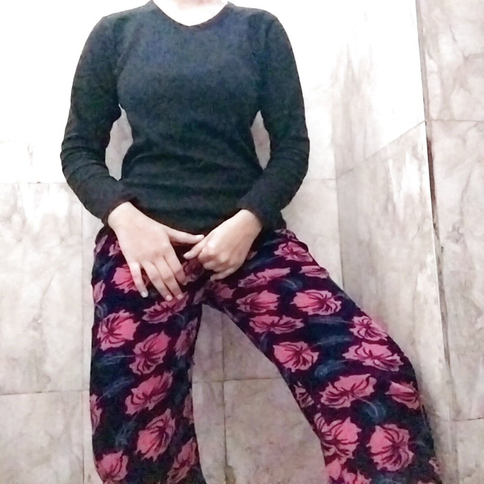 Riyathakur: 裸体德西青少年 第108集