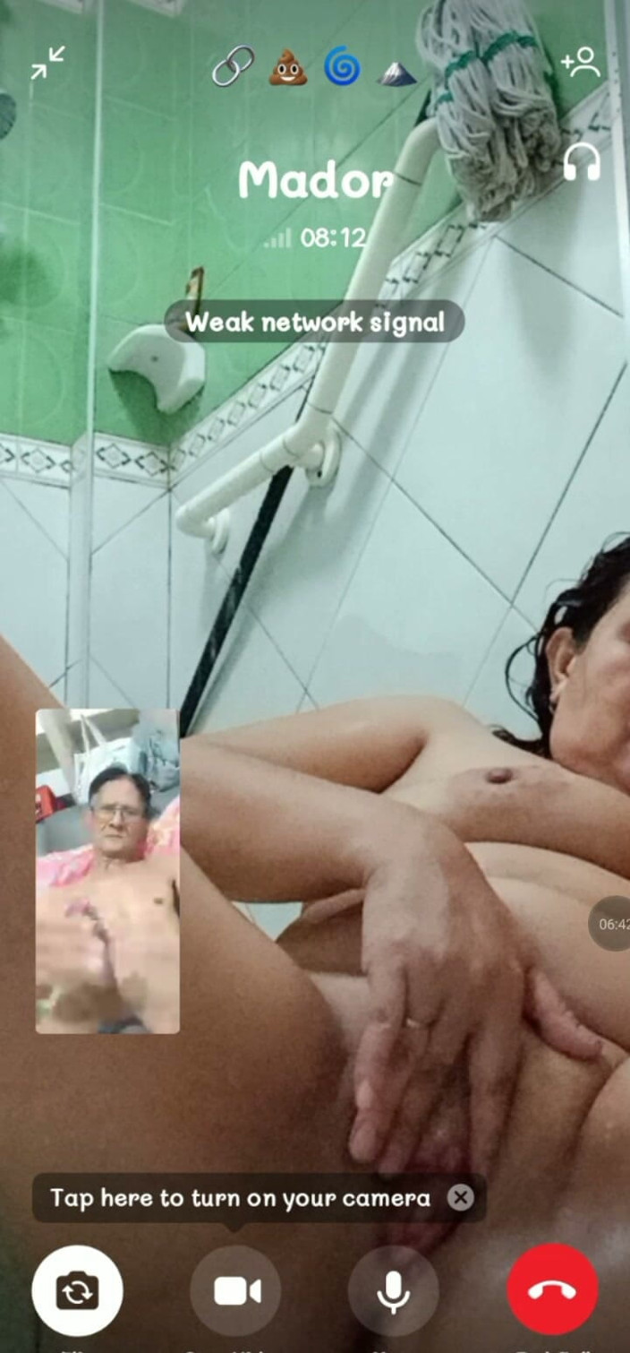amadorrivera: Panggilan video seks dengan isteri montel saya yang seksi