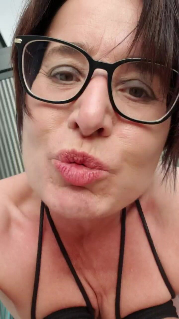 JulieEroticDress: Fışkırtma kraliçesi eylem