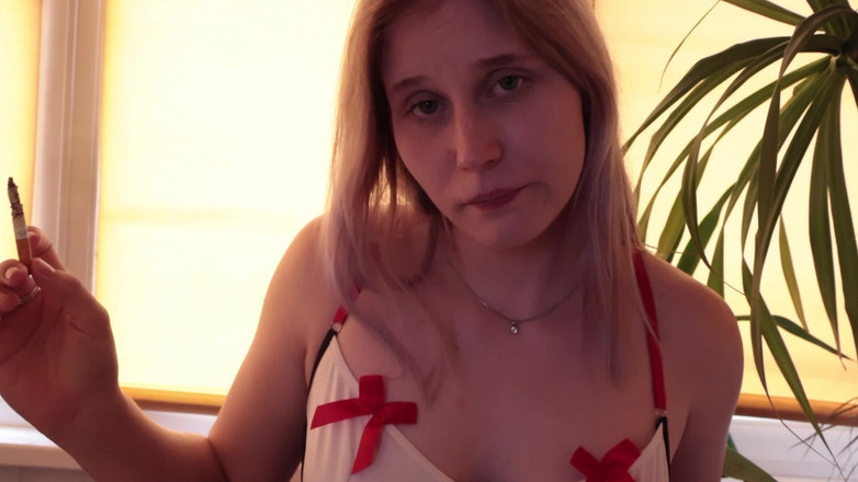 MertyXXX: Kijk hoe de vloeistof uit me stroomt