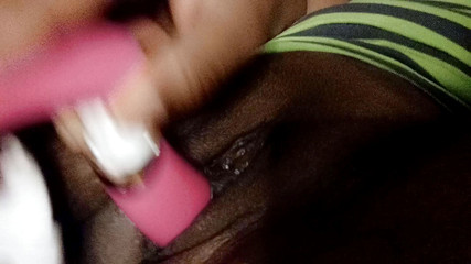 Lilsexy2fly: 내 쪼이는 보지를 만족시키다