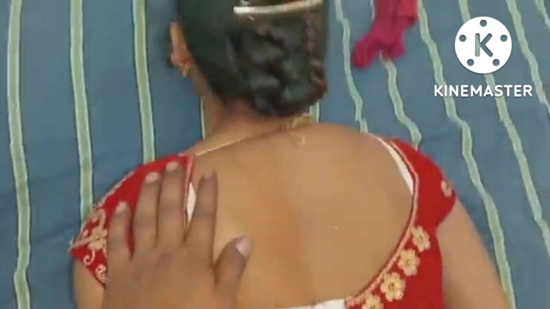 Ankurpriya000: Üvey kız kardeş üvey erkek kardeşini sert sikiyor sert amcık priya'nı...