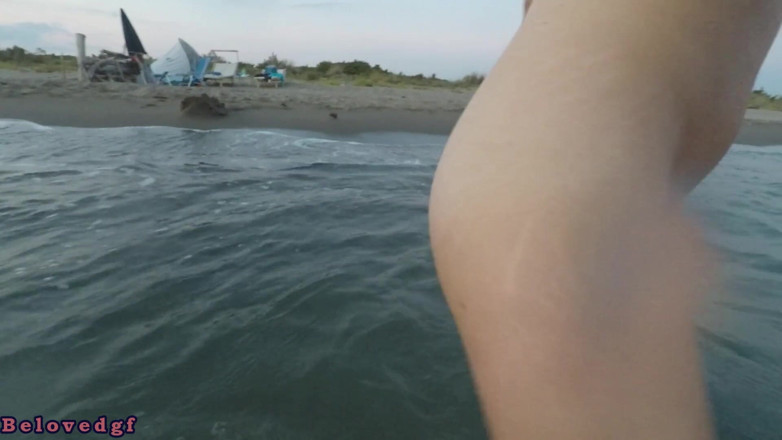 Belovedgf: Fisting på stranden