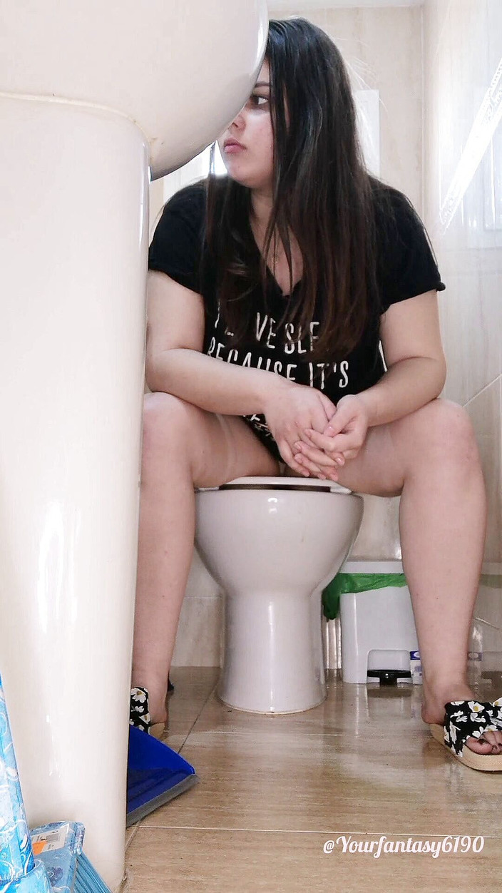 Your fantasy studio: Furzen auf der toilette