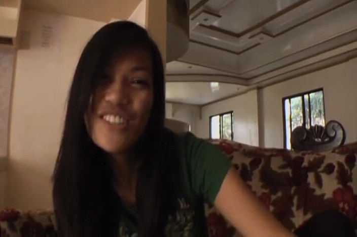 Asian Cuntz: Slender asian girl doing casting for the first time