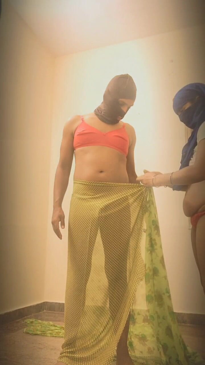 Mrbunty98: Desi indiana padrona moglie pegging marito sissy con strapon