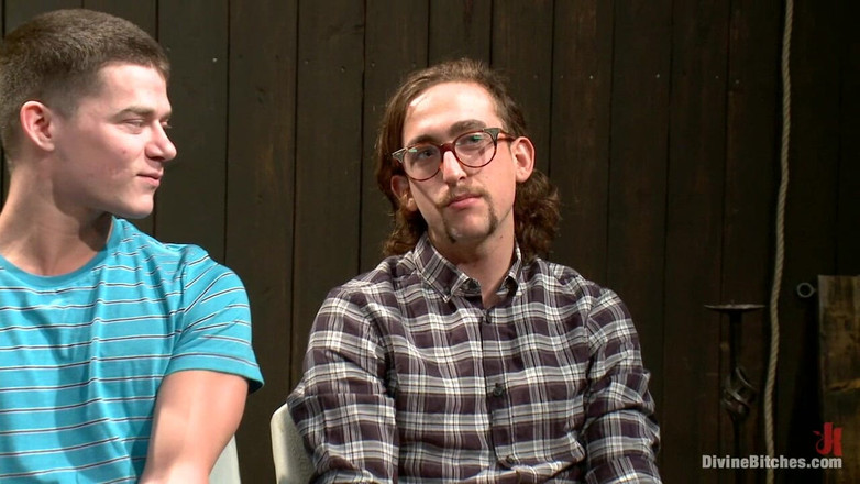 Divine Bitches by Kink: Новий конкурс рабське м'ясо наживо!