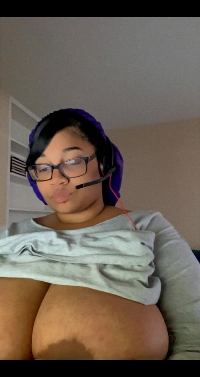 Biggdebbie solo: Ce face Wfh ta