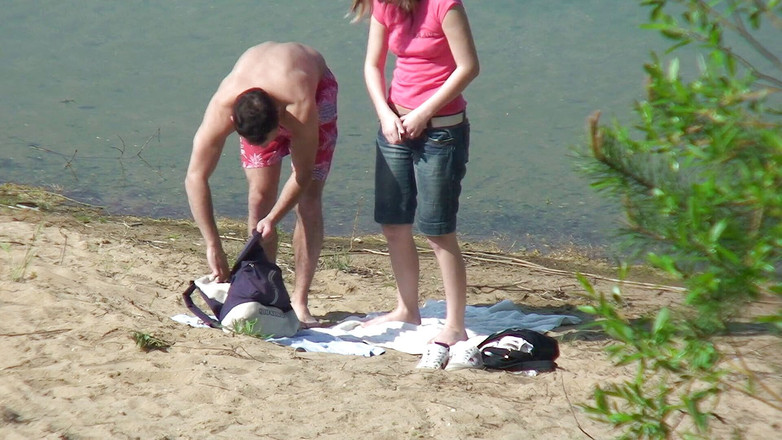 Lucky Perverts: Blondynka i jej mężczyzna zostają sfilmowane jebanie