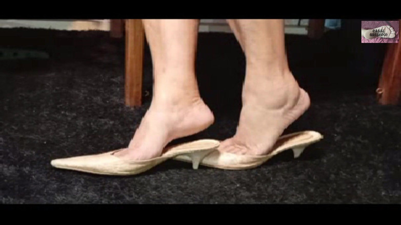 Casal Gresopio Female: Honung Med De Rosa Mulorna 1