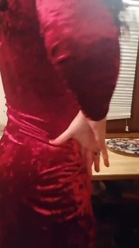 It's Nice to Celebrate the New Year with a Beautiful Slut, Isn't It?