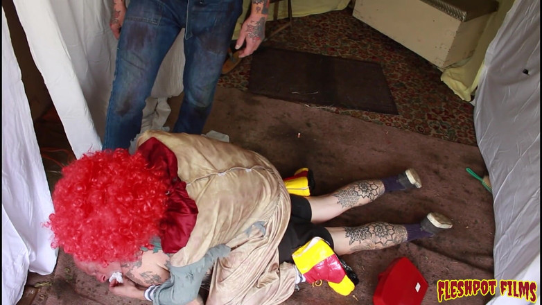 Fleshpot films: Clovni rele partea 1
