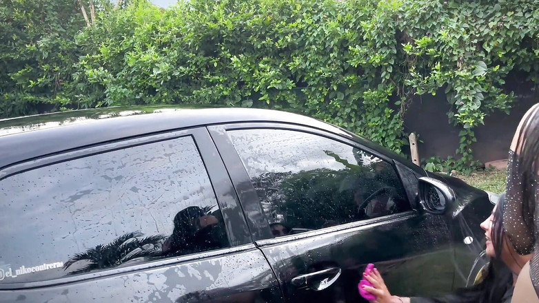 KerentSleen: ムラムラした学生が車を洗ってファック