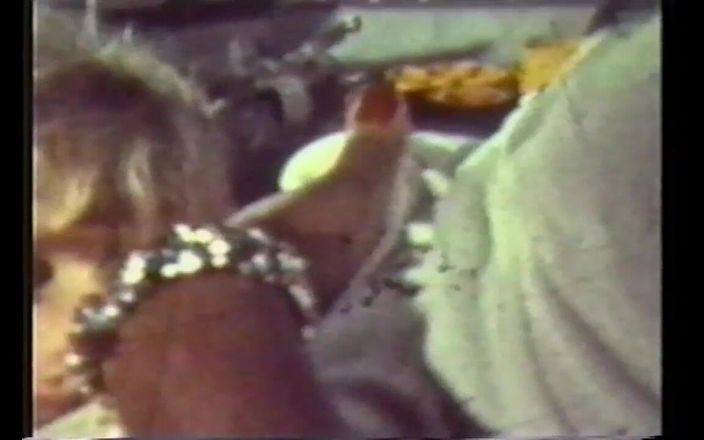 Vintage megastore: Zeitung Scoop, vanessa del rio beim ficken erwischt! (kompletter film)
