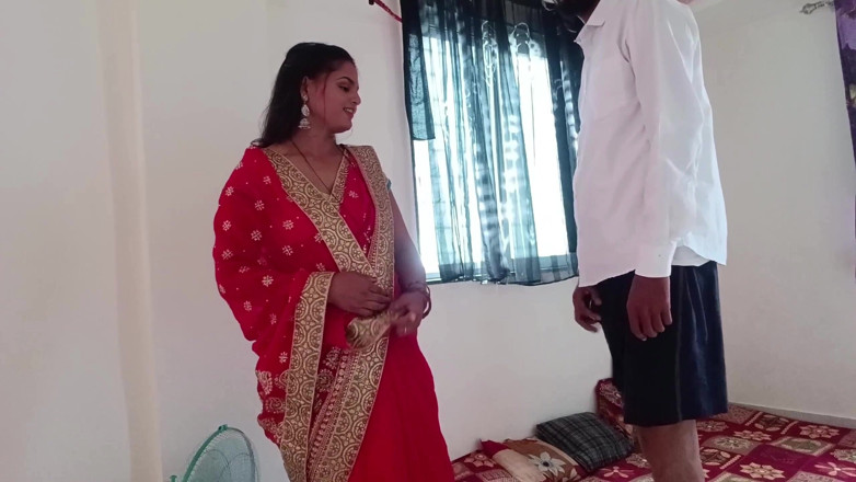 Riyagueen: The Electrical Shop Owner Came to Riya Bhabhi's House to...