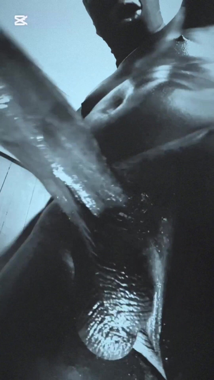 Bbc-godaddy: Частина 2, майстер-селекціонер великих чорних членів гладить і грубо трахає його, поки він не божеволіє