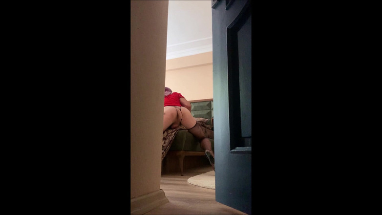 cd_aysemmm: 我的继母脱衣服