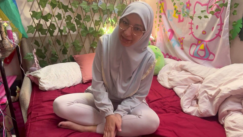 lanalovacutie: Yoga im Hijab-Tag 19