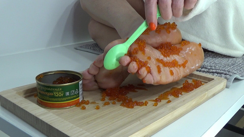 AnnaBUST: Faltige Beine, MILFs Mit Rotem Kaviar.