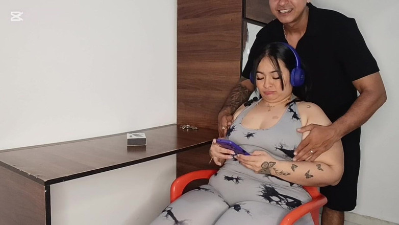 DimitryOfficial: Während Meine Stiefschwester Beschäftigt Ist, Kann Ich Sie Mit Ein...