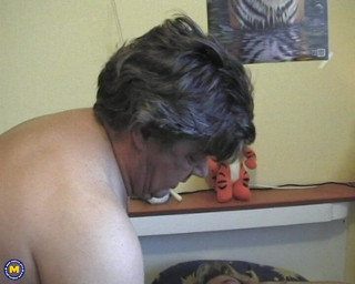 Mature NL: Holenderska dojrzała amatorska żona z dużą cipką