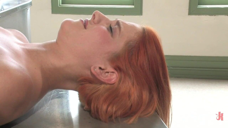 Fucking Machines by Kink: Open wide- macchine del sesso di kink