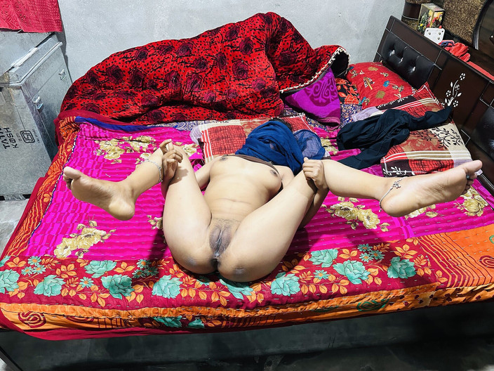 Cutesaritabhabhi: 쪼이는 처녀 보지 하드코어 섹스