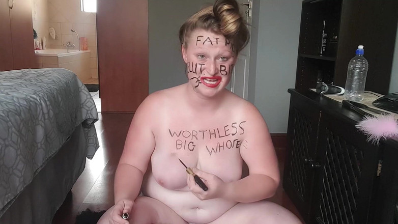 domslutfucker: Awek montel bertetek besar yang bertelanjang atas meremehkan dirinya daripada...