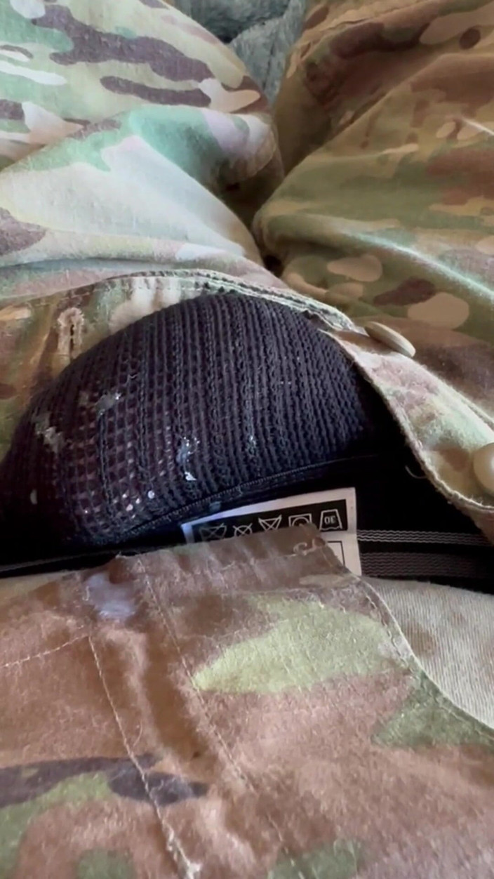 Gay Soldier Stuff: 当天射精的完整视频 #5 - 午餐时撸管!!