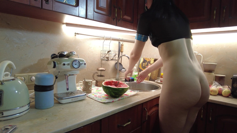 LoveHomePorn: Adoro succhiare il cazzo del mio patrigno