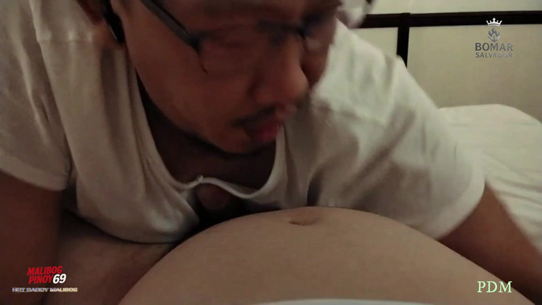 pinoy malibog: Hai ông bố, một phòng, không tự kiểm soát