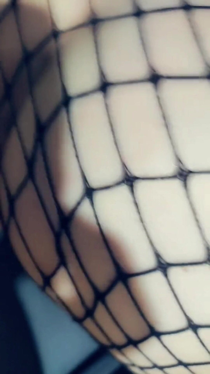 CrazyPhCouple: Fututul ei frumoasă păsărică tânără și strânsă