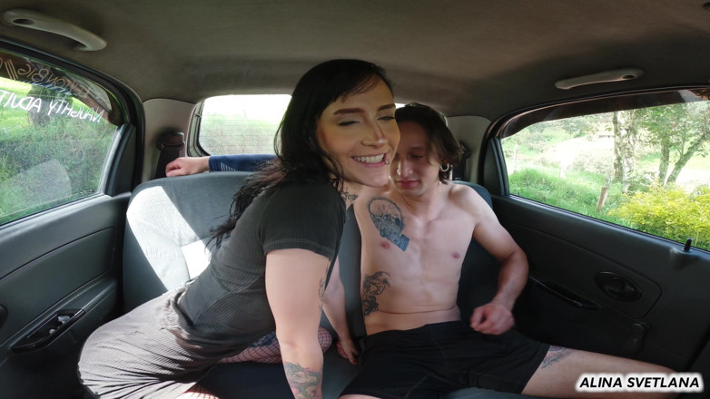 Alina Svetlana: Primera vez haciendo porno casi es atrapada por policías