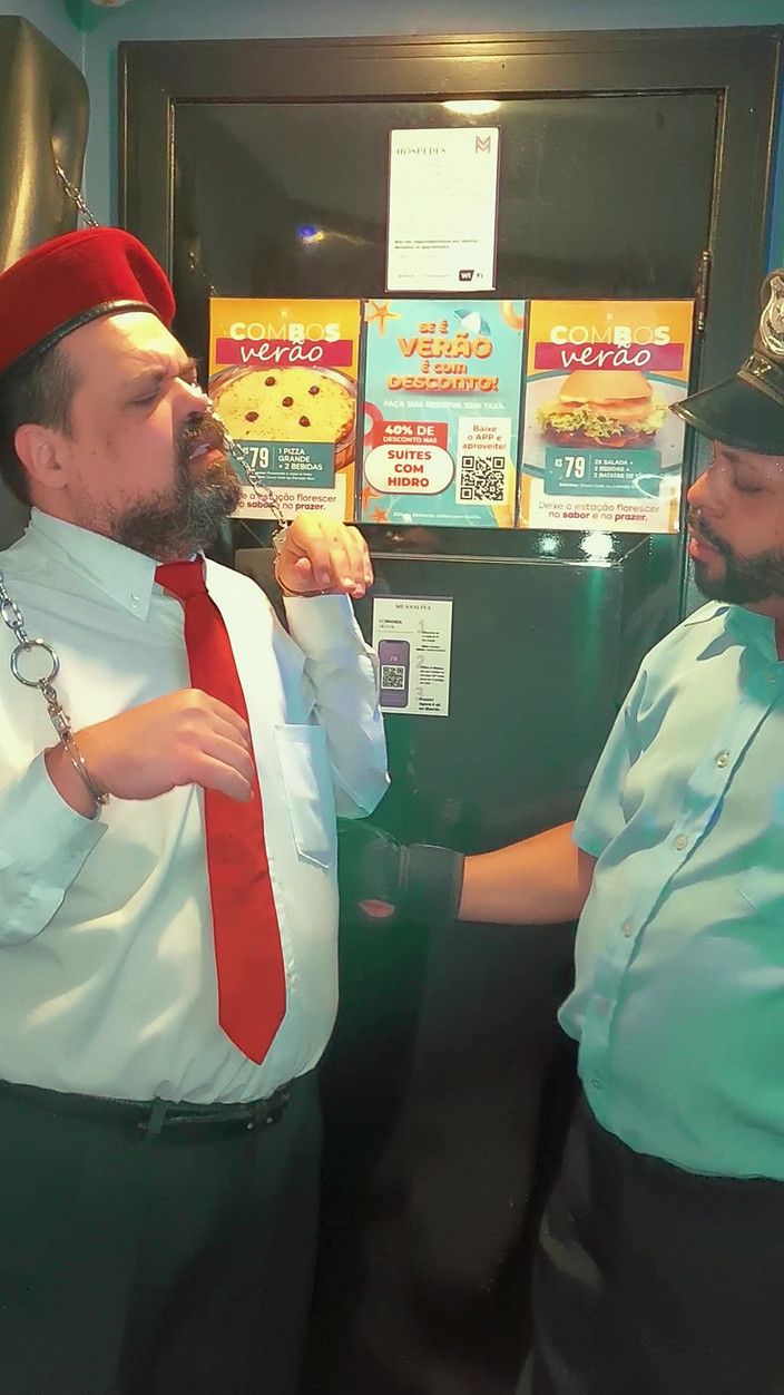 Punchbagplz: Còng tay và bị kiểm soát - thống trị phòng nghỉ