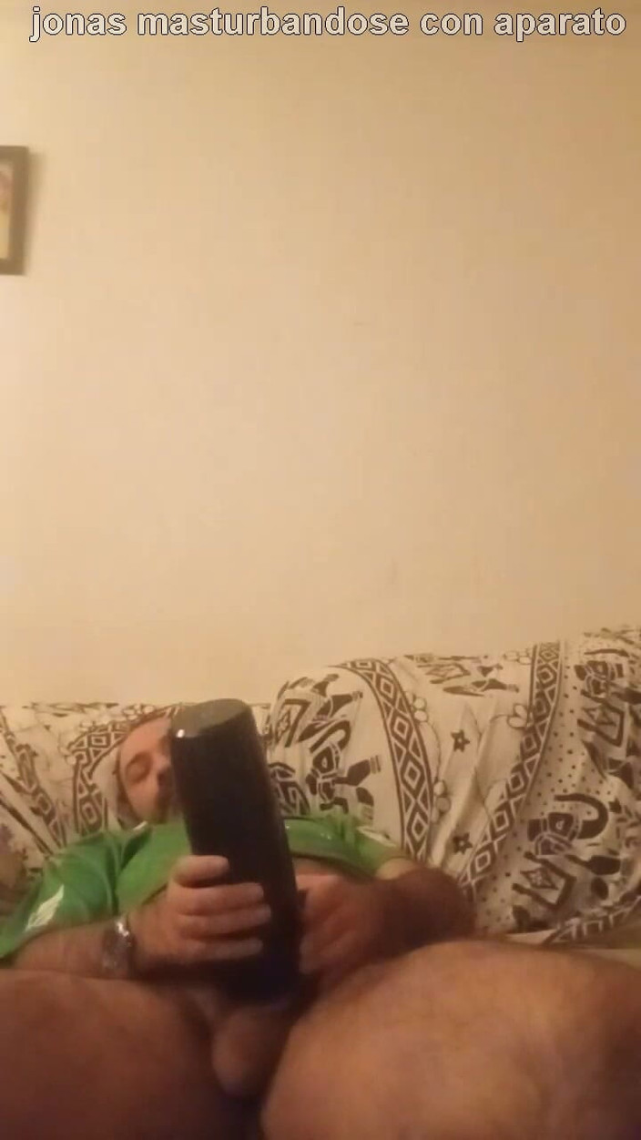 jonasxulo: Jonas rüşvetle mastürbasyon yapıyor