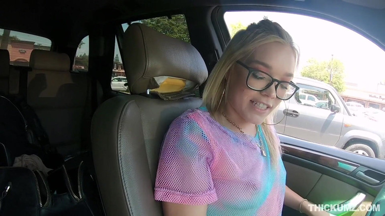 Team Skeet: Thickumz - Thick blonde babe gets pounded out