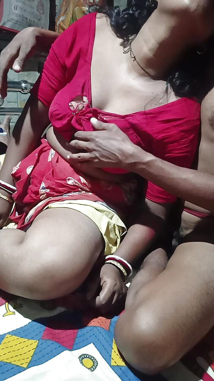 Monika Bhabhi: デヴァール・バビ・ロマンス