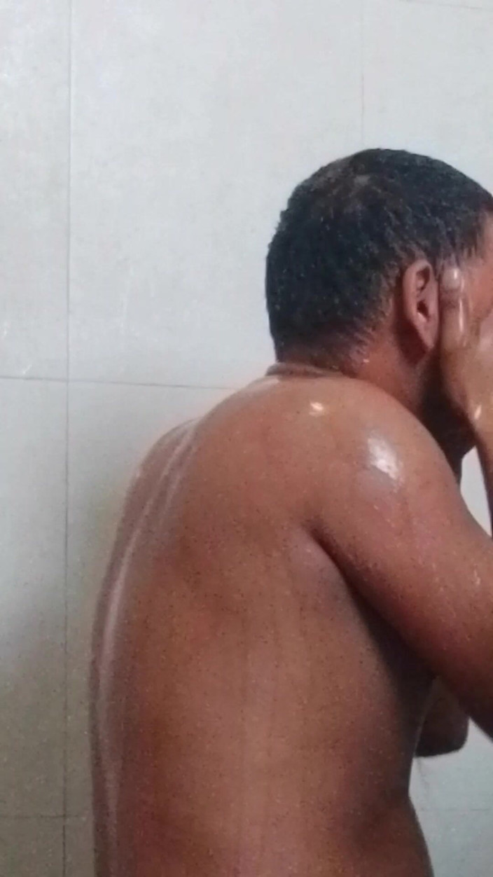 Vimal Prajapati: Hot Big Bull
