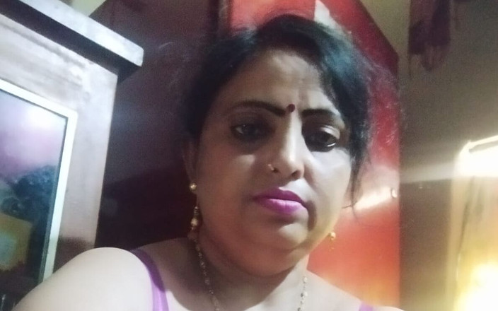 Santoshik25: Aku lagi asik bugil pagi ini di luar ruangan