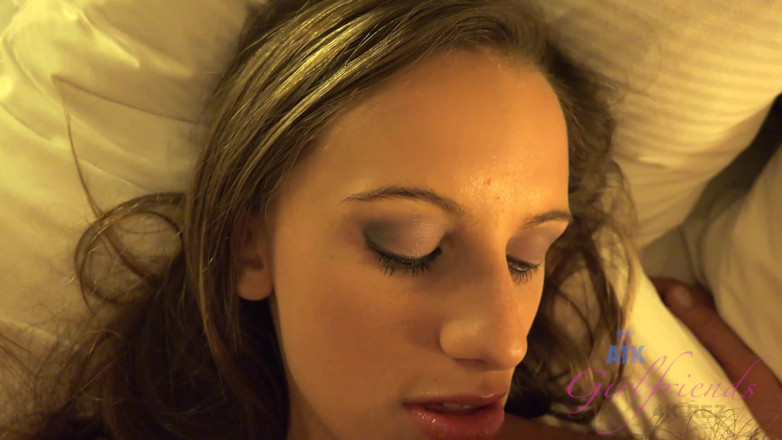 ATK Fans (Girlfriends): Virtual Vacation New York with Ashlynn Taylor 5/6