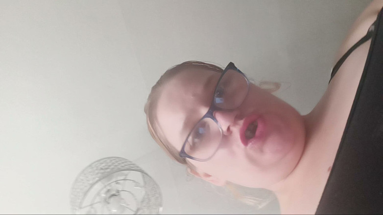 Blondebabeblue: Spuiten
