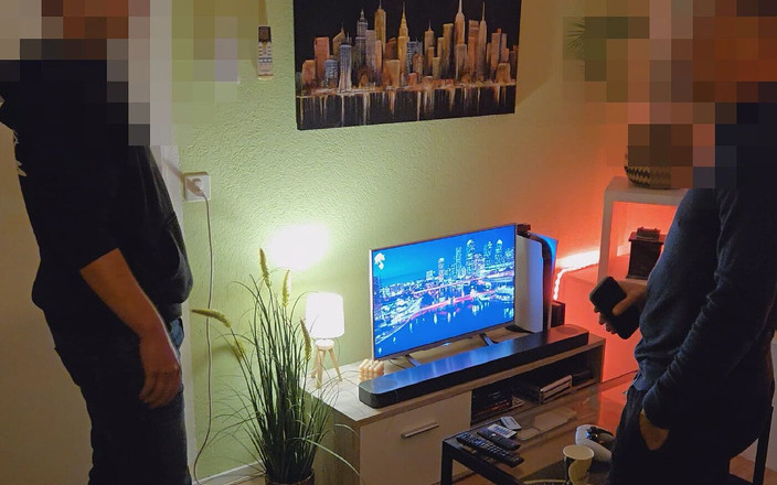 AntoGoesHunting: Hetero Gift Mäklare Jonas Och Hetero Rörmokare Mauro... Vad Hände...