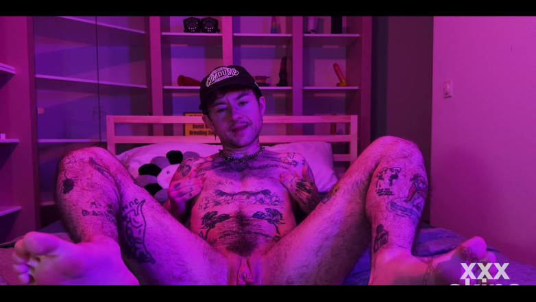 Xxx skips: 내 젖꼭지를 가지고 놀고 싶으시나요?