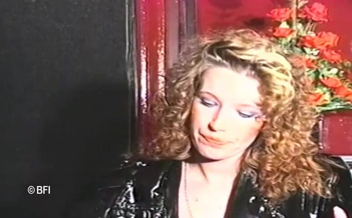 Slave Seks: A visit to mistress debby