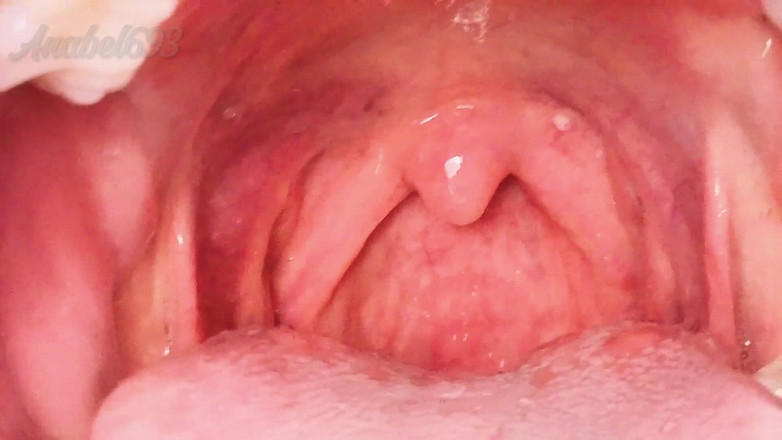 anabel693: 口腔恋物癖悬雍垂，我被硬的BBC呛到