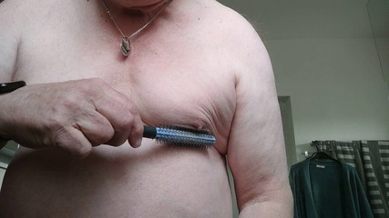 Karlchengeil: लड़खड़ाते स्तनों का इलाज