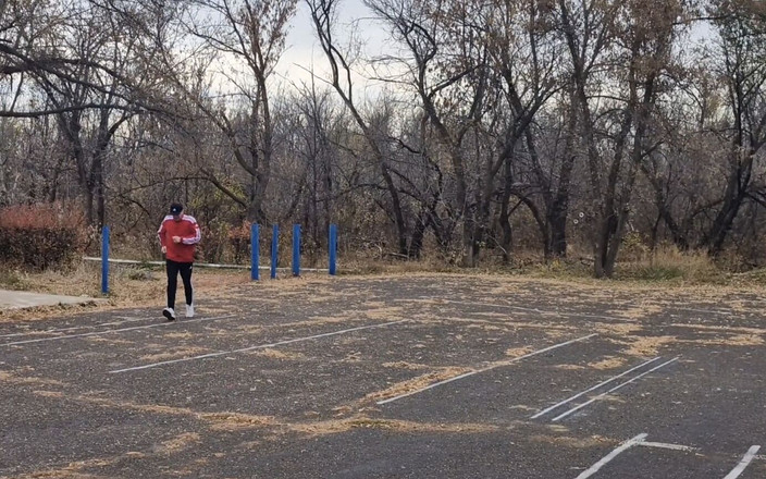 ArchiRusik: Náhodný sportovec dokončil celý obličej a nalil plnou pusu spermatu...