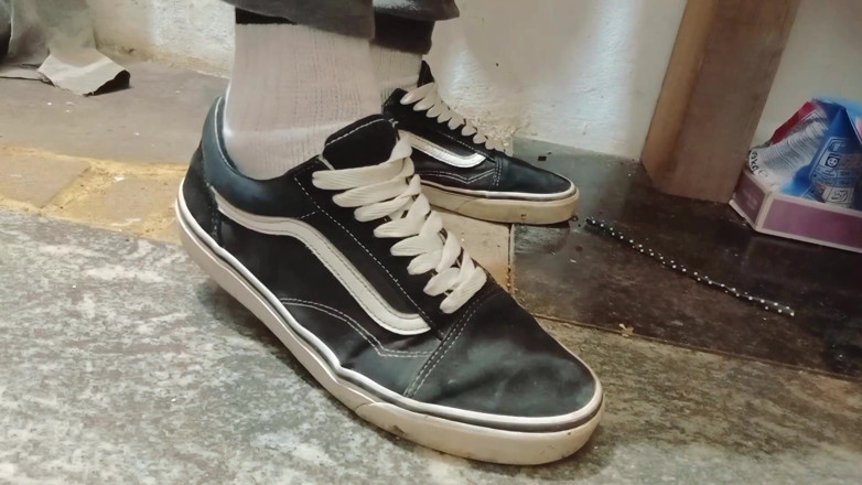 jerkofflover: My Vans Skate Shoes and White Socks a Compilation of...
