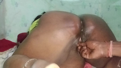 Sexy juli: Hintli kadın bugün anal seks yapıyor