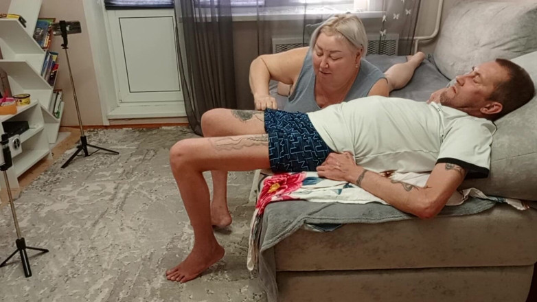 Zona901: हॉट मोटे वीर्य का मजा लेने के लिए पड़ोसी लंड चुसाई देता है